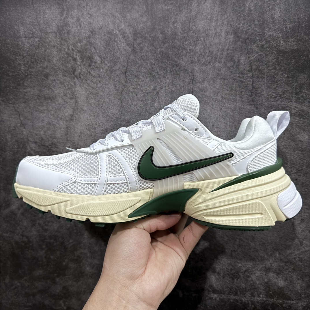 正确版NikeV2KRun减震防滑耐磨低帮跑步鞋白绿FD0736-101官方在售配色版型材料都很好正确组