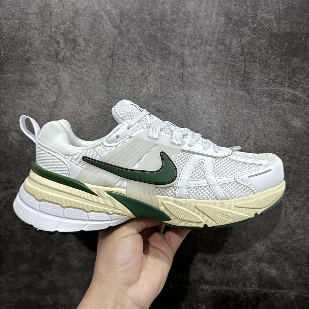 正确版NikeV2KRun减震防滑耐磨低帮跑步鞋白绿FD0736-101官方在售配色版型材料都很好正确组