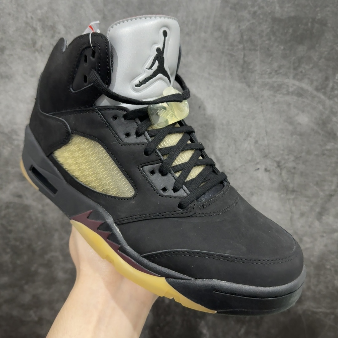 纯原版AMaManiérexAirJordan5“Black”AJ5高帮AMMxAJ5货号FD1330-