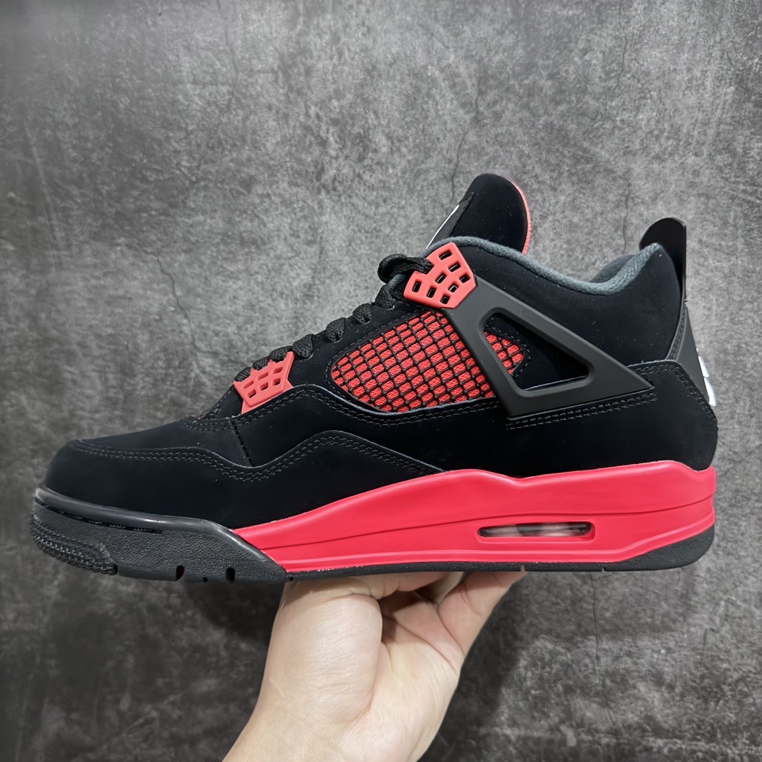 图片[2]-【GX2.0/绿X】Air Jordan 4 AJ4黑红雷公 CT8527-016 圈内公认最强四 耗时半年巨作 全套原纸板楦头开发 原厂特供皮料加持 确保原汁原味 完美呈现四代版型 一比一鞋头弧度高度鞋身弧度 数据细节工艺流程均保持原鞋一致 原厂TPU网格鞋带扣 正确内里网布 菱角分明不变形无多余毛边 柔软性质感一致于原鞋 市场唯一原厂鞋扣模具 背面可见隐藏注塑口 原厂织唛标 原厂飞人电绣工艺 尾指中部跳三针 独家绑鞋带手法 印刷中底布 四线拉帮 米色美纹纸贴合固定 进口港宝加持 后跟自然饱满 全鞋荧光划线卡点 追求极致完美 每一双都是工艺品 多重QC质检 超越公司货的品控标准 实实在在的免检产品  尺码：40 40.5 41 42 42.5 43 44 44.5 45 45.5 46 47.5 48.5-莆田鞋批发中心