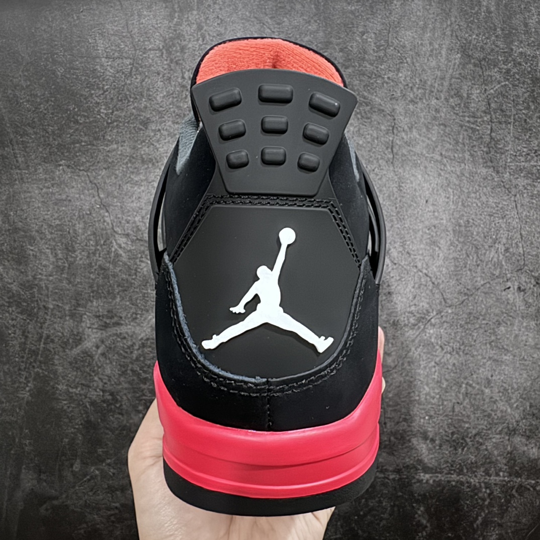 图片[4]-【GX2.0/绿X】Air Jordan 4 AJ4黑红雷公 CT8527-016 圈内公认最强四 耗时半年巨作 全套原纸板楦头开发 原厂特供皮料加持 确保原汁原味 完美呈现四代版型 一比一鞋头弧度高度鞋身弧度 数据细节工艺流程均保持原鞋一致 原厂TPU网格鞋带扣 正确内里网布 菱角分明不变形无多余毛边 柔软性质感一致于原鞋 市场唯一原厂鞋扣模具 背面可见隐藏注塑口 原厂织唛标 原厂飞人电绣工艺 尾指中部跳三针 独家绑鞋带手法 印刷中底布 四线拉帮 米色美纹纸贴合固定 进口港宝加持 后跟自然饱满 全鞋荧光划线卡点 追求极致完美 每一双都是工艺品 多重QC质检 超越公司货的品控标准 实实在在的免检产品  尺码：40 40.5 41 42 42.5 43 44 44.5 45 45.5 46 47.5 48.5-莆田鞋批发中心