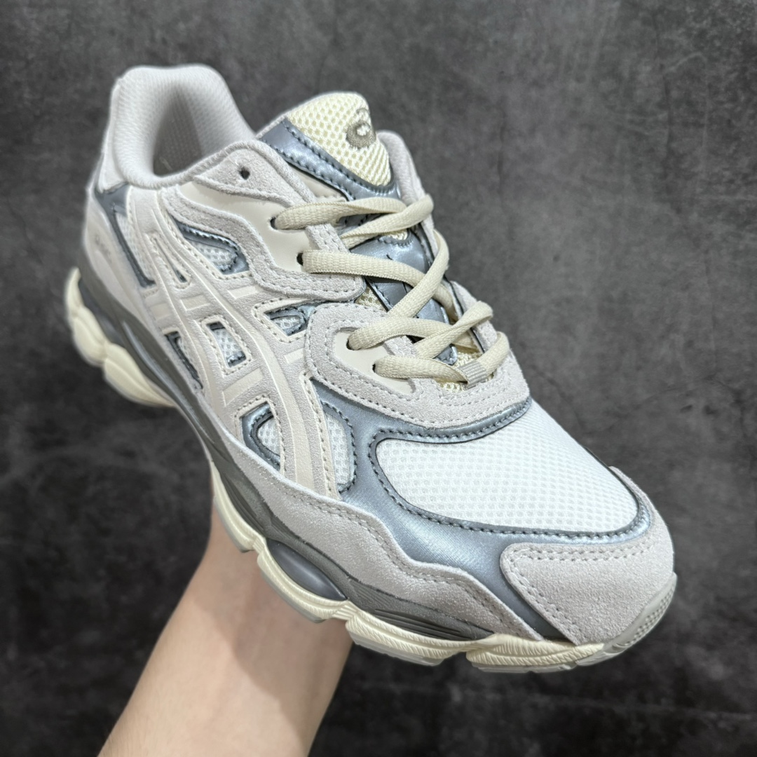 图片[3]-【公司级】Asics Gel-NYC复古单品 亚瑟士ASICSTIGER秋季新款休闲鞋 厚底街头运动休闲鞋nASICS亚瑟士推出全新GEL-NYC，彰显纽约都市活力n这次的新系列融入了多个版本GEL的经典设计风格，广受好评。其设计灵感来源于GEL-NIMBUS 3,GEL-MC PLUS V 和 GEL-CUMULUS 16 这些往日经典鞋款。GEL-NYC使用GEL-CUMULUS 16鞋款的鞋楦设计,展现了独特的现代化美学。鞋底采用了轻质发泡材料,并在后跟和前掌处采用了ASICS亚瑟士核心科技——GEL缓震胶,赋予鞋款强大的缓冲性能,提供了更柔软舒适的穿着体验。而在原有设计的启发之上,此次鞋款采用更贴合当今潮流趋势的材料和创新技术,展现出纽约充满活力的都市精神。 货号：1201A789-020 尺码：36-45-莆田鞋批发中心