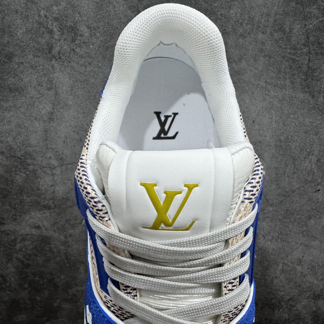 图片[8]-【广东顶级纯原】 全新LV路易威登Louis Vuitton LV Trainer Sneaker Low 低帮复古休闲运动文化百搭篮球板鞋 米白蓝灰色 棋盘格子n升级厚实抽屉礼品鞋盒及全套代购包装说明书防尘布袋物件(附送快递加固包装你牛皮纸盒)采用进口LV Monogram专属牛革与丝绸头层皮鞋面材质(原版一致空补胶“零胶”处理工艺)原装一致TPR光泽组合鞋底 耐弯折滴塑支持片 鞋垫嵌入超软脚感乳胶材质 Size：38 39 40 41 42 43 44 45-莆田鞋批发中心