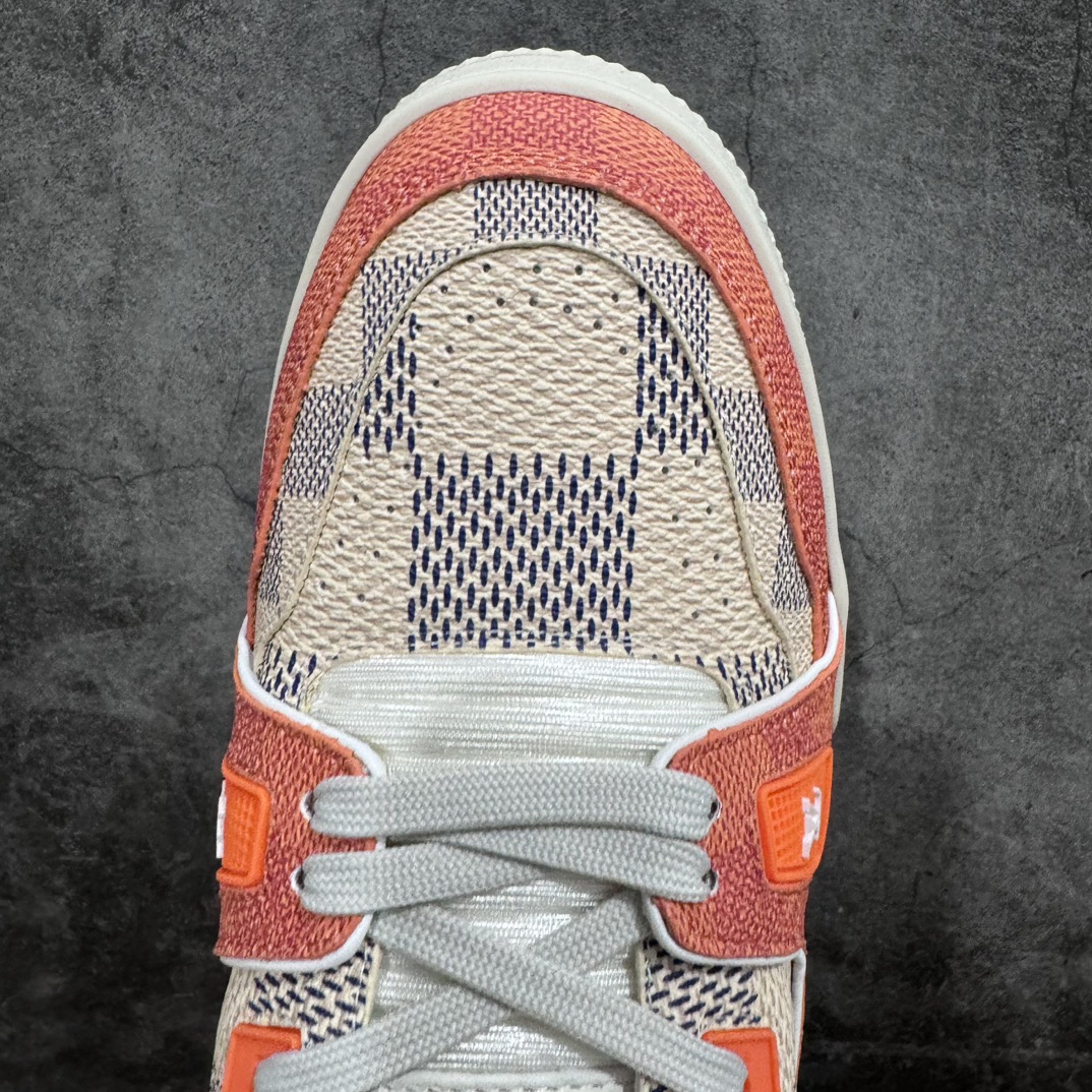 图片[5]-【广东顶级纯原】 全新LV路易威登Louis Vuitton LV Trainer Sneaker Low 低帮复古休闲运动文化百搭篮球板鞋 米白橙灰色 棋盘格子n升级厚实抽屉礼品鞋盒及全套代购包装说明书防尘布袋物件(附送快递加固包装你牛皮纸盒)采用进口LV Monogram专属牛革与丝绸头层皮鞋面材质(原版一致空补胶“零胶”处理工艺)原装一致TPR光泽组合鞋底 耐弯折滴塑支持片 鞋垫嵌入超软脚感乳胶材质 Size：38 39 40 41 42 43 44 45-莆田鞋批发中心