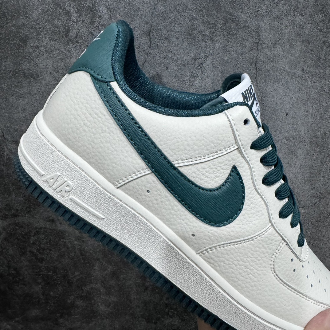 Nk Air Force 1'07 Low White and Green Air Force One Low-top Casual Sneakers PO3699-807