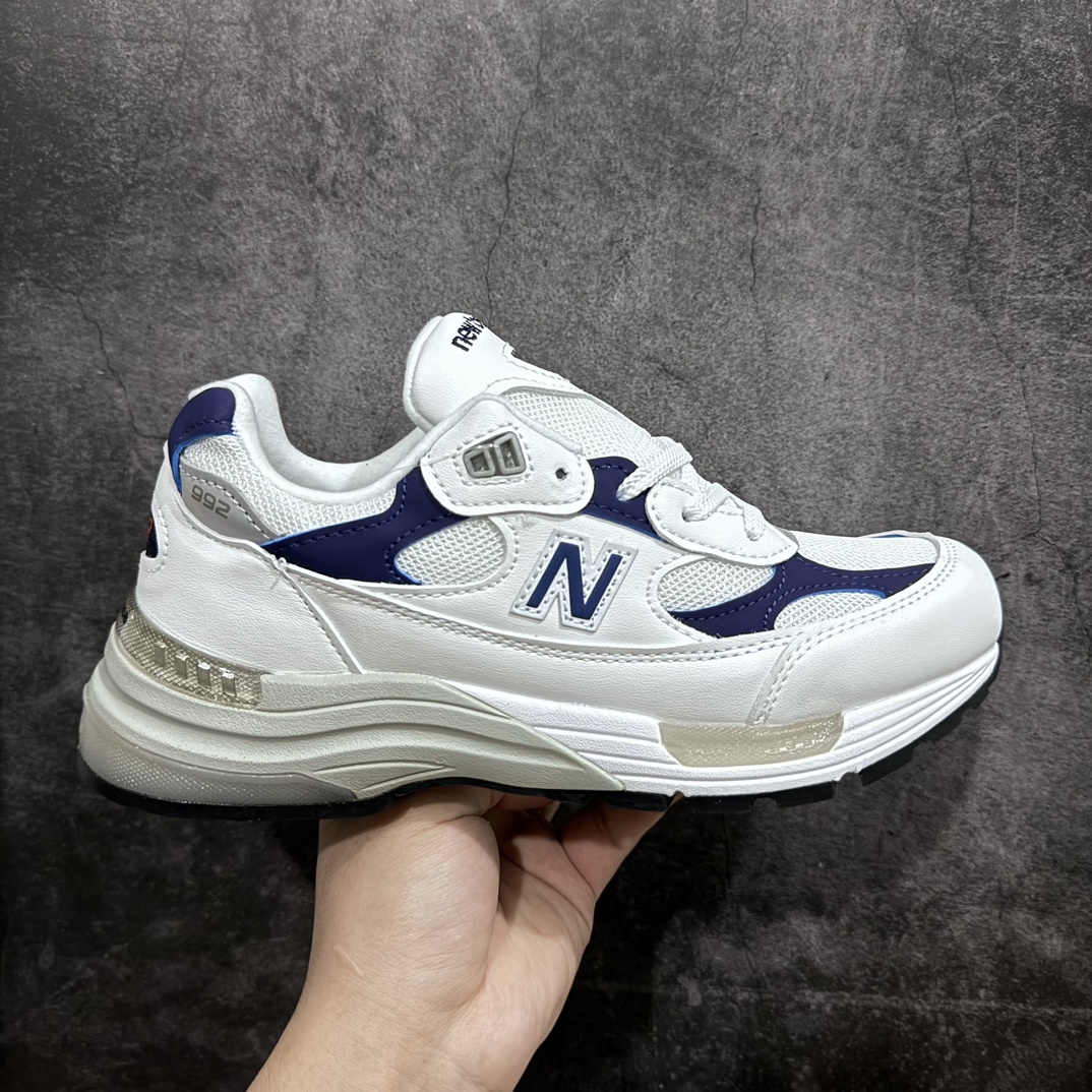 [OK pure original] New Balance Made in USA M992 series American-made classic retro versatile daddy casual sports running shoes white and blue M992EC