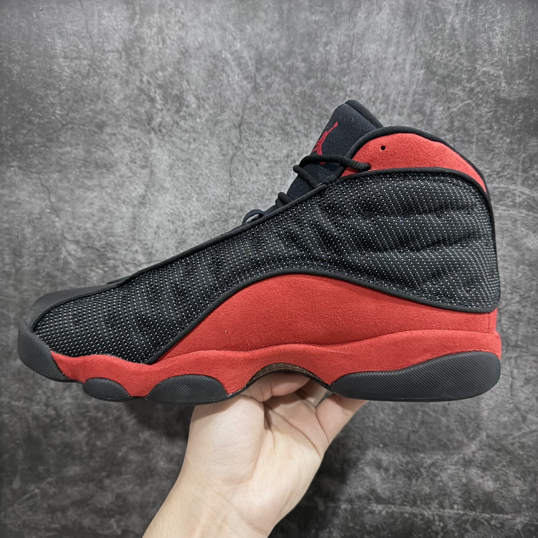 图片[2]-【TK至尊版】顶级莞产纯原 Air Jordan AJ13 黑红  货号：414571-004 n外贸大厂纯原出品 原鞋开发 原厂猫眼👀 版型近乎零偏差 采购原厂皮料 LOGO五金部件高价开发私模 杜绝一眼假版本 #原鞋1:1开模大底共3层贴合工艺 三层中间加入海玻璃缓震鞋垫 大底采用进口一次MD而非市面二次MD低价原料成型 进口MD材料异味较少比原鞋还少 市面异味大刺鼻 Size：40 40.5 41 42 42.5 43 44 44.5 45 46 47.5-莆田鞋批发中心