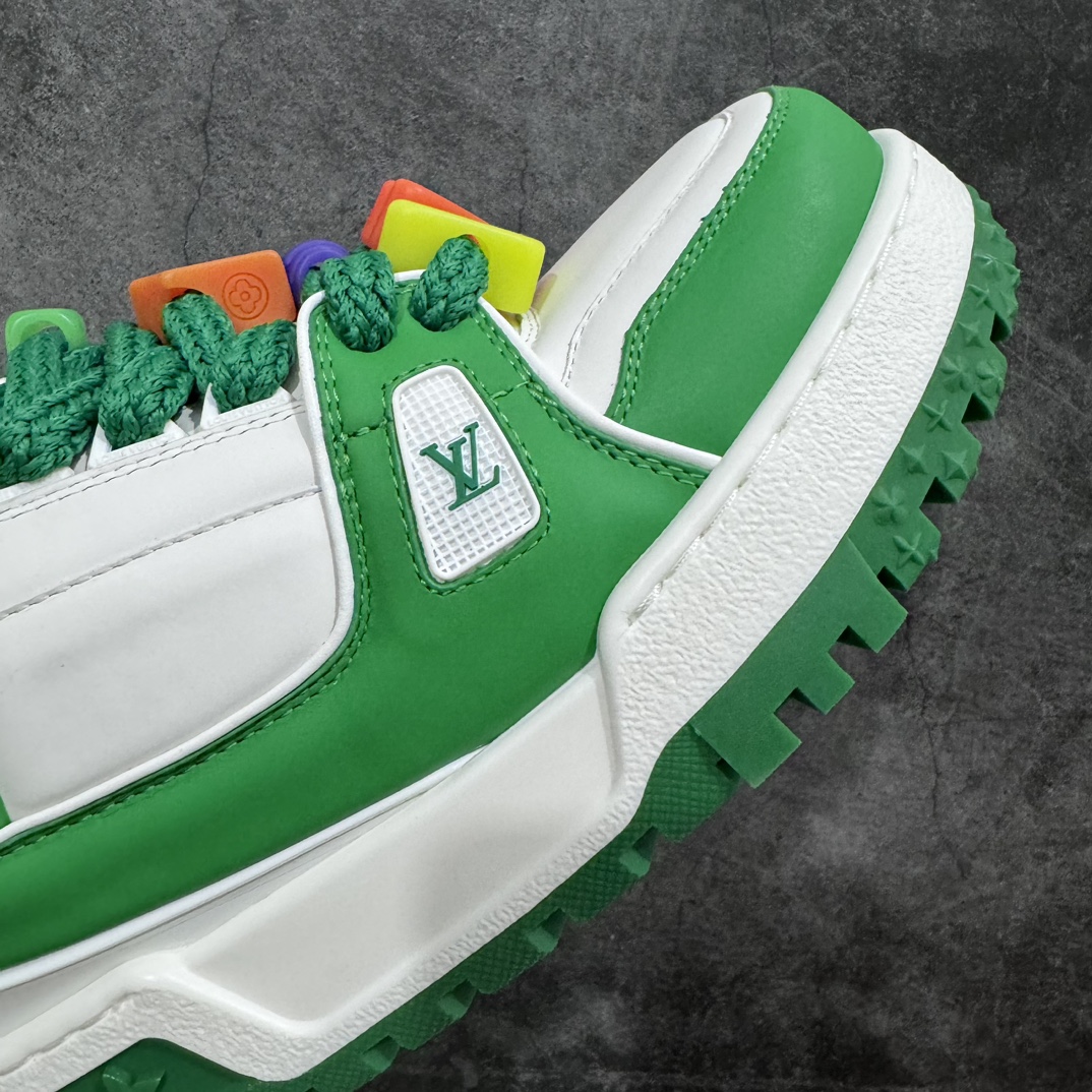 图片[6]-【顶级性价比版本】LV Trainer Maxi 小胖丁系列面包鞋 双层礼盒 橙色包装礼盒 中高端品质 价格合理不杀猪 品质对得起价格 非市面假特价版本 工厂长期补货 价格优势供应 原版购入开发打造 正确原版 超高还原度 空胶工艺 各细节到位 鞋面为细柔小牛皮 厚实织物鞋带正确扣子串珠 尺码：35 36 37 38 39 40 41 42 43 44 45-选品中心