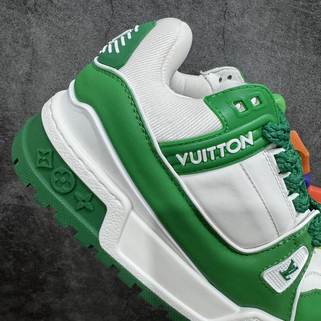 图片[7]-【顶级性价比版本】LV Trainer Maxi 小胖丁系列面包鞋 双层礼盒 橙色包装礼盒 中高端品质 价格合理不杀猪 品质对得起价格 非市面假特价版本 工厂长期补货 价格优势供应 原版购入开发打造 正确原版 超高还原度 空胶工艺 各细节到位 鞋面为细柔小牛皮 厚实织物鞋带正确扣子串珠 尺码：35 36 37 38 39 40 41 42 43 44 45-选品中心