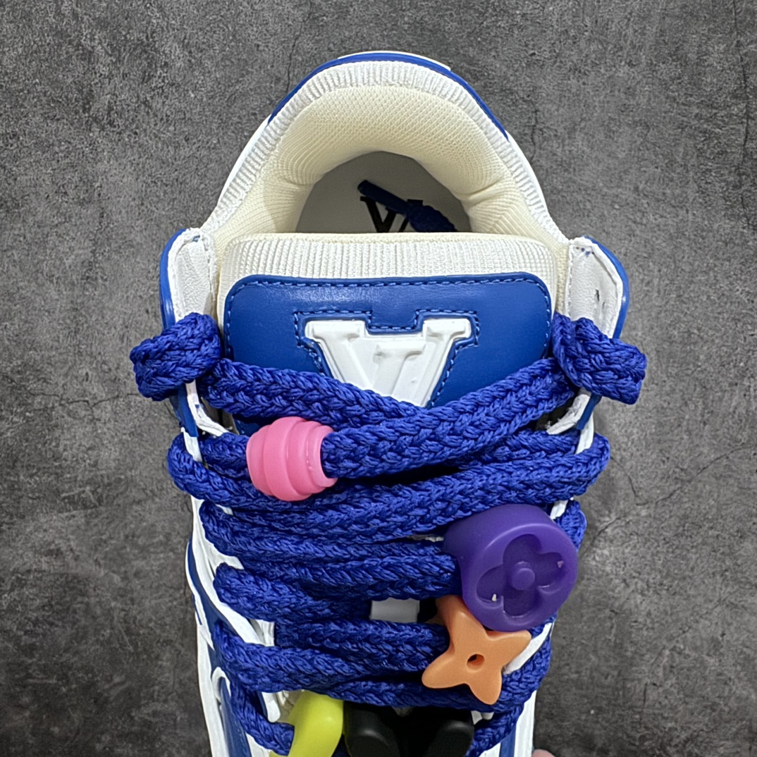 图片[8]-【顶级性价比版本】LV Trainer Maxi 小胖丁系列面包鞋 双层礼盒 橙色包装礼盒 中高端品质 价格合理不杀猪 品质对得起价格 非市面假特价版本 工厂长期补货 价格优势供应 原版购入开发打造 正确原版 超高还原度 空胶工艺 各细节到位 鞋面为细柔小牛皮 厚实织物鞋带正确扣子串珠 尺码：35 36 37 38 39 40 41 42 43 44 45-选品中心