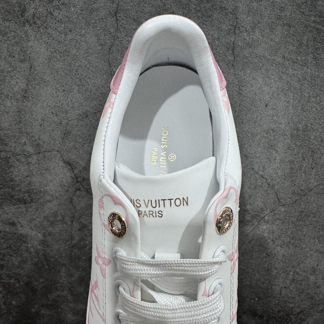 图片[8]-【广东顶级纯原】Louis Vuitton Time Out Low Sneaker LV 舒畅系列休闲松糕锯齿底系列板鞋n配件抽屉礼盒 防尘布袋 身份卡 小票采用软质粒面头层牛革拼接制成鞋面材质高密度电脑车线工艺 小牛真皮内里贴附nPU超软脚感乳胶鞋垫 外置隔色厚实橡胶大底 Size：35-39-莆田鞋批发中心