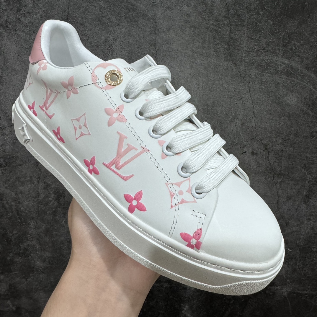 图片[3]-【广东顶级纯原】Louis Vuitton Time Out Low Sneaker LV 舒畅系列休闲松糕锯齿底系列板鞋n配件抽屉礼盒 防尘布袋 身份卡 小票采用软质粒面头层牛革拼接制成鞋面材质高密度电脑车线工艺 小牛真皮内里贴附nPU超软脚感乳胶鞋垫 外置隔色厚实橡胶大底 Size：35-39-莆田鞋批发中心