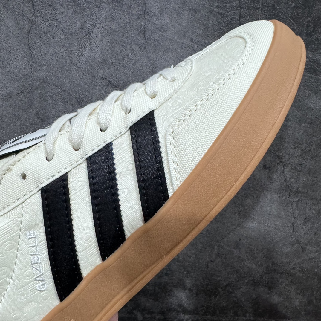 160 【R版】 Adidas Originals Gazelle 白色 三叶草复古休闲防滑耐磨低帮板鞋 IG3677