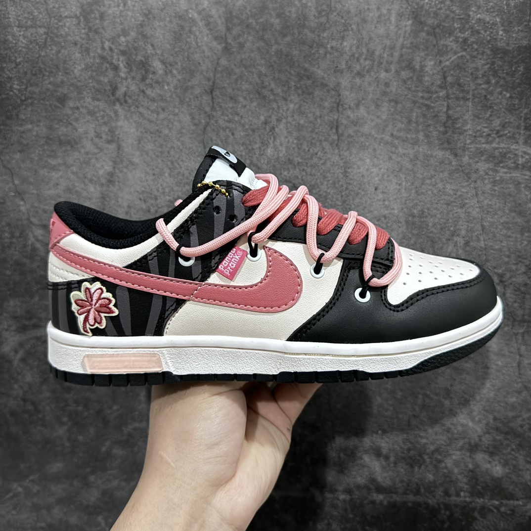 300 【K13礼盒版本】NK Dunk Low 低帮 恶作剧熊猫系列新色出货黑粉 CW1590-100