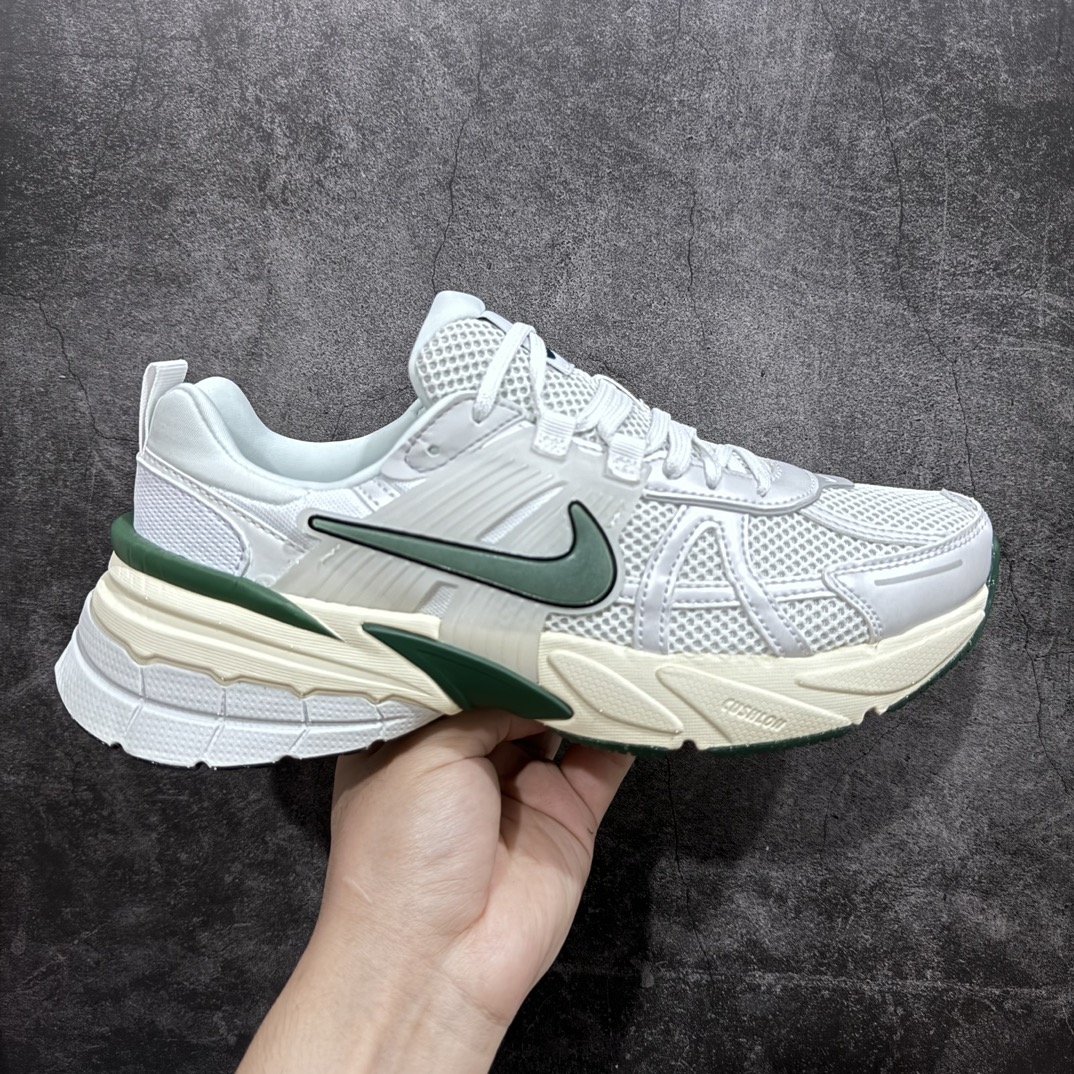 [Pure original special offer] Nike V2K Run shock-absorbing, non-slip, wear-resistant low-top running shoes white and green FD0736-101