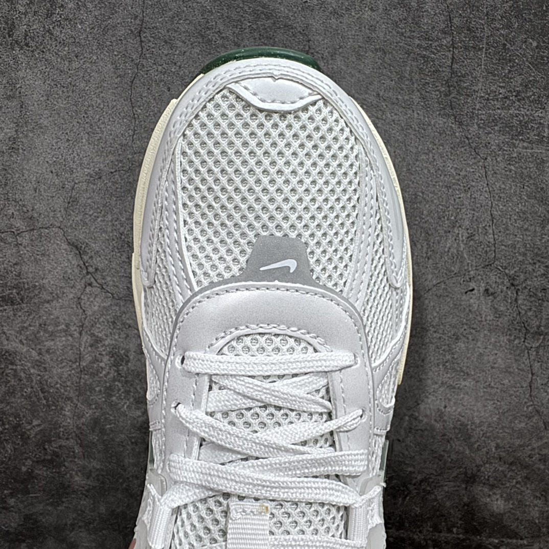 [Pure original special offer] Nike V2K Run shock-absorbing, non-slip, wear-resistant low-top running shoes white and green FD0736-101