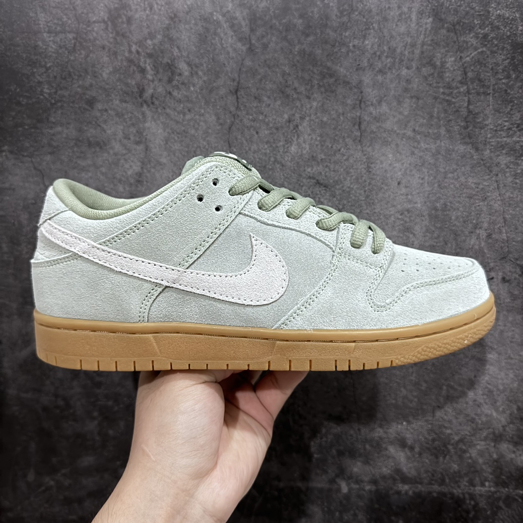 【纯原Y版】Nk SB Dunk Low 豆沙绿生胶n纯正版型 定制鞋盒 皮料切割干净无任何毛边 细节完美 超高清洁度 货号：BQ6817-300 尺码：36 36.5 37 38 38.5 39 40 40.5 41 42 42.5 43 44 44.5 45 46-莆田鞋批发中心