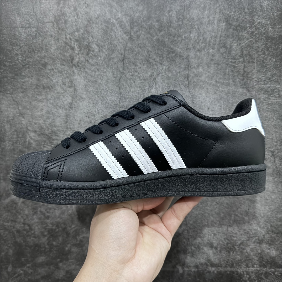 180 【平台充正版】 Adidas   Originals Superstar 经典贝壳头休闲板鞋 20款金标黑白 EG4959