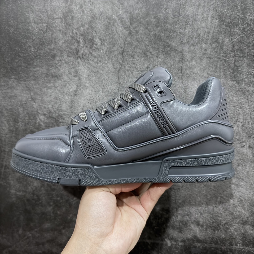 580 【广东顶级纯原】LV Trainer 微胖丁 圆头系带限定联名 深灰碳灰色