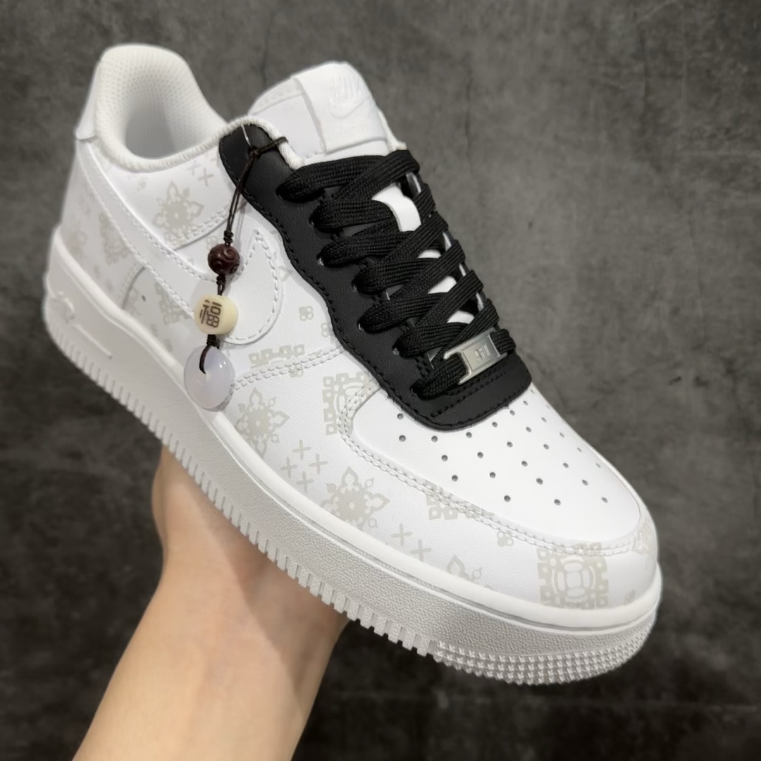 公司级NikeByYouAirForce107LowRetroSP古玩主题空军一号低帮经典百搭休闲运动板