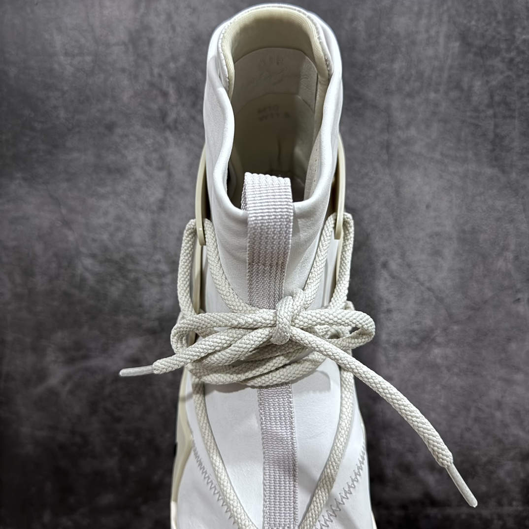 图片[8]-【外贸顶级版】FOG x Air Fear of God 1重磅联名 高帮 纯白 AR4237-100nn最具逼格的联名之王 最强纯原 外贸大厂出品n高价购入原鞋 全套原档案原纸板开发鞋面采用原厂材质 搭配原装网面百万原厂磨具开模 进口TPU框架设计中底搭载 双层 Zoom Air 气垫科技提高缓震 脚感舒适度完美匹配zpn同步官方包装配件 附赠原装高端鞋袋n每只鞋和配件拥有一个液态银独立包装n绝对按公司标准打造  尺码：40 40.5 41 42 42.5 43 44 44.5 45 46 47.5-莆田鞋批发中心