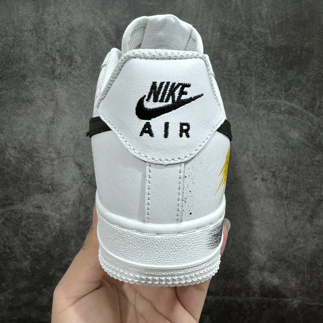 240 Nk Air Force 1'07 Low 潮流笑脸 泼墨定制款空军一号低帮休闲板鞋 DD8959-100