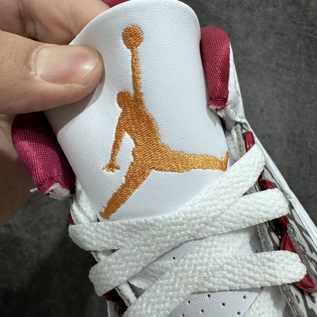 图片[2]-【纯原JS版】aj3 白红水泥 白酒红 全新版本出货nAir Jordan 3 Retro \”Cardinal Red\” 复古篮球鞋 白酒红 红雀nn国内知名头部一线大厂出品 原鞋原纸板数据开发 原厂楦头原厂组装工艺 市售唯一正确鞋型 细节最大限度还原ZP 寄售国外随意充正 多品质供应 注意区别版本n 尺码：40-47.5（含半码） 货号：CT8532-126-莆田鞋批发中心