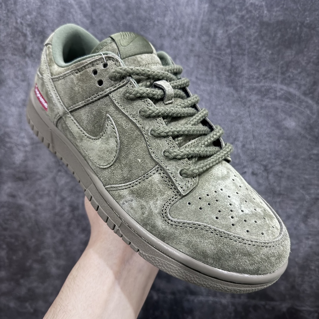 300 【定制版】Supreme x Nike  SB Dunk Low 联名-藏青翻毛板鞋 FC1688-119