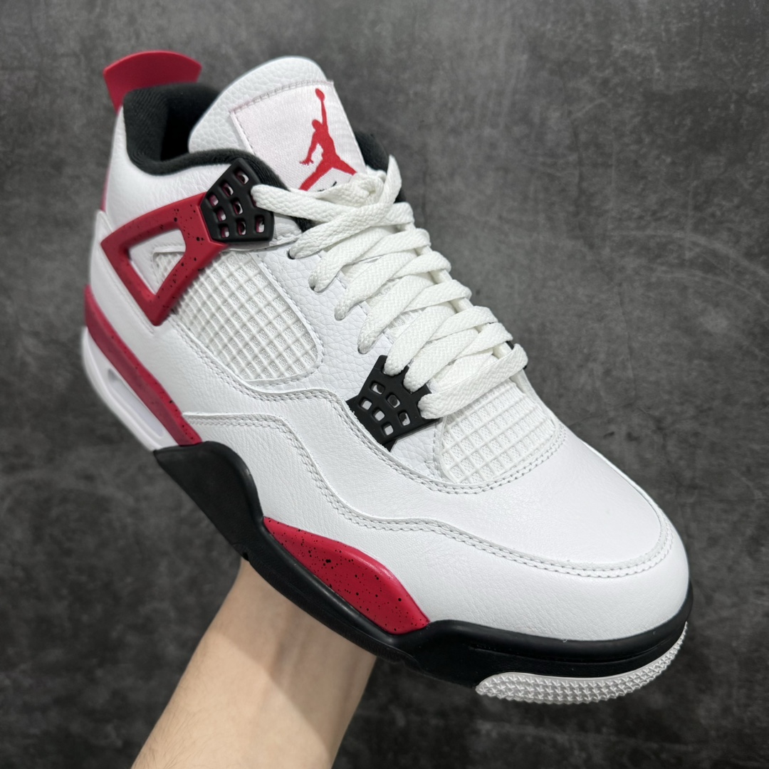 图片[3]-【KW纯原】Air Jordan 4 AJ4 乔4 白黑红 红水泥 DH6927-161nn耗时多个月巨作 重金购买原楦原纸板确保原汁原味 完美呈现四代版型正确鞋头弧度 原装鞋舌织唛标n原厂TPU网格 不打皱 原厂电控针车系统原厂港宝加持 正确后跟弧度 细节随意对比市面任何版本‼️n原厂织唛标 市面唯一采用原装皮料正确网格工艺 全方位一致匹配官方细节全网唯一私模 最大尺码达到48.5码  尺码：40 40.5 41 42 42.5 43 44 44.5 45 45.5 46 47.5 48.5-莆田鞋批发中心