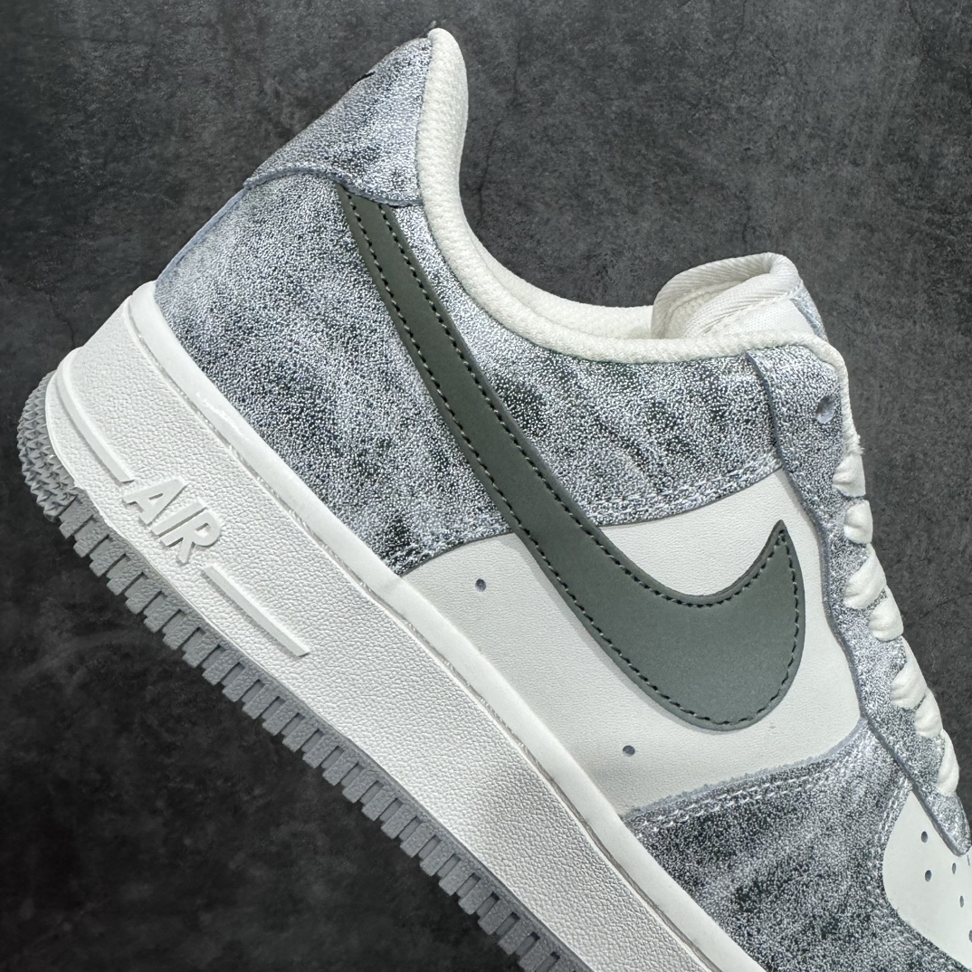 240 Nk Air Force 1'07 Low 联名款 空军一号低帮休闲板鞋