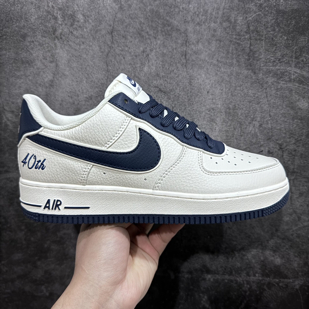 【公司级】Nike Air Force 1 Low 07 40th 白沙黄n原楦头原纸板 打造纯正低帮空军版型 专注外贸渠道 全掌内置蜂窝气垫原盒配件 原厂中底钢印、拉帮完美官方货号：JF1983 556 Size：36 36.5 37.5 38 38.5 39 40 40.5 41 42 42.5 43 44 44.5 45-莆田鞋批发中心