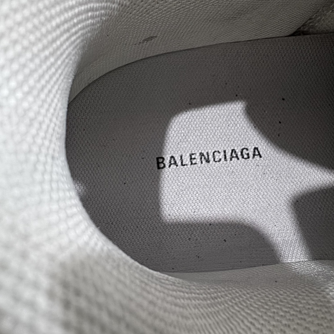 图片[9]-【XA版本】Balenciaga巴黎世家11代 Cargo圆头系带舒适百搭休闲老爹鞋 白灰nn全网独家首批出货  配件齐全终端优势供货  官方主推款 必火款的湖南兴昂原厂渠道 原厂组合大底原厂鞋面 正确做旧 细节见高清实拍 Size：35 36 37 38 39 40 41 42 43 44 45 46-莆田鞋批发中心