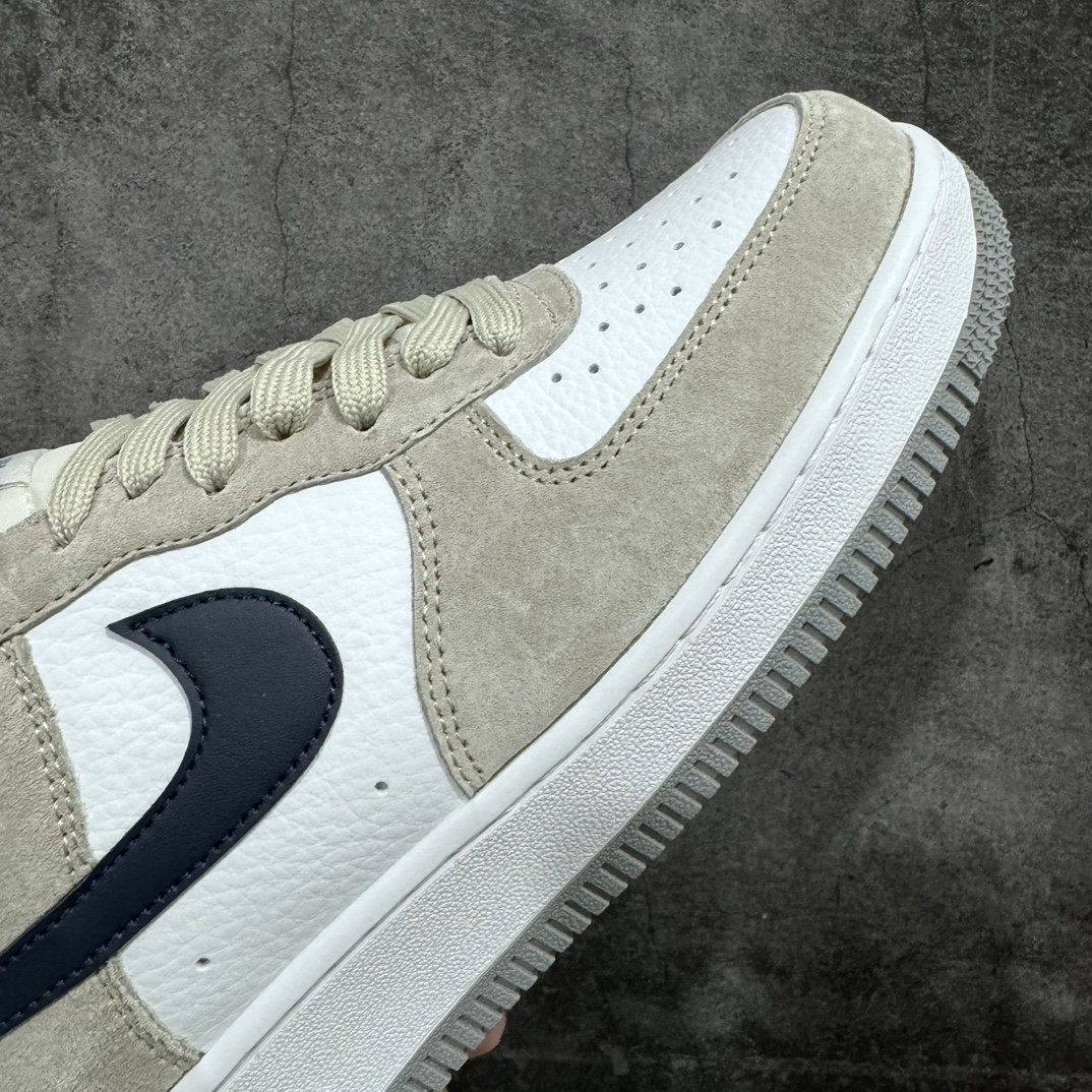 图片[6]-【公司级】By You专属定制个性鞋款,耐克Nike By You Air Force 1\’07 Low Retro SP空军一号低帮经典百搭休闲运动板鞋“皮革米白黑生胶底”CW2288-111n男女鞋真标半码制n升级原楦原纸版开发n采用软质粒面牛剖皮革鞋面材质n内置全掌Air Sole气垫 尺码：36 36.5 37.5 38 38.5 39 40 40.5 41 42 42.5 43 44 44.5 45-莆田鞋批发中心