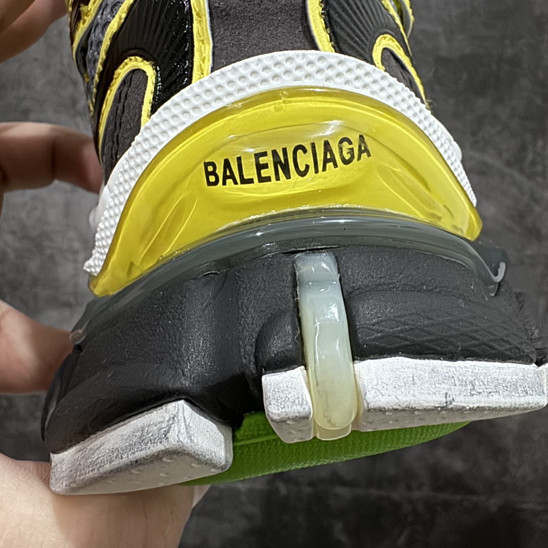 图片[2]-【纯原vg版本】Balenciaga  Runner 2 巴黎世家 破坏风 手工做旧款复古老爹鞋全新外贸VG版本 核心配合工厂优势供应该款是通过溢胶 做旧 缝线等细节 展示了设计师 Demna的运动鞋风格 尺码：35 36 37 38 39 40 41 42 43 44 45 46-莆田鞋批发中心