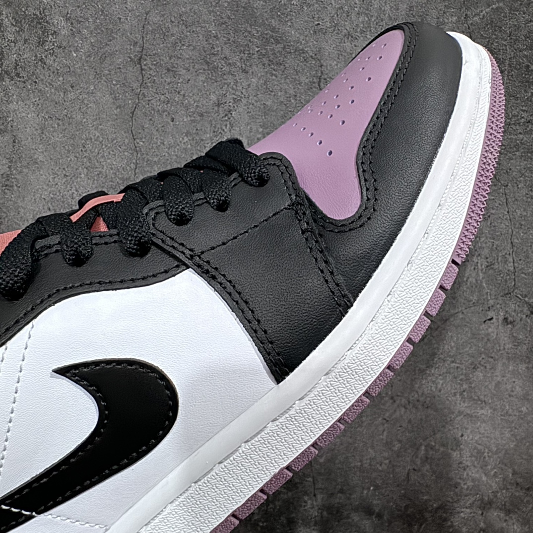 图片[6]-【DT纯原】Air Jordan 1 Low SE AJ1 乔丹1代低帮白褐紫 货号：FB9907-102nn终端优势供应 市面中低帮最具代表性版本没有之一 口碑大厂出品 品控大底版型不断改良更新 全套原纸板楦头开发 确保原汁原味 完美呈现版型 完美零毛边处理 原厂内置全掌气垫 价格定位良心 平台专用代工流水线出品 一眼公司既视感 拿到手的一瞬间就与众不同 碾压市面所有版本 全部原鞋开发 每一个配色都会采购原鞋确认细节 打破市面看图做货无好货之说  尺码：40-46-莆田鞋批发中心