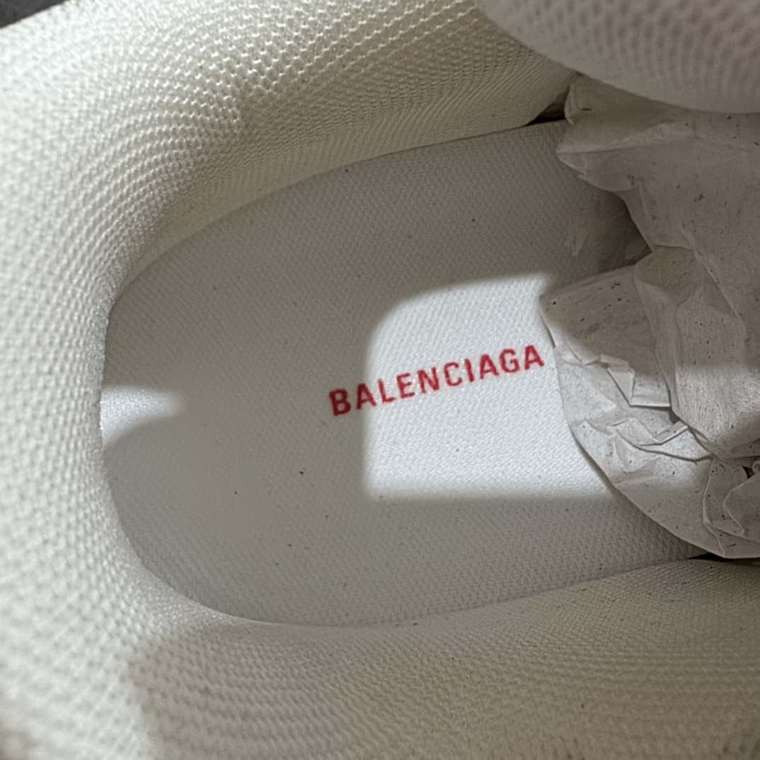 图片[8]-【XA版本】Balenciaga巴黎世家11代 Cargo圆头系带舒适百搭休闲老爹鞋 白红色nn全网独家首批出货  配件齐全终端优势供货  官方主推款 必火款的湖南兴昂原厂渠道 原厂组合大底原厂鞋面 正确做旧 细节见高清实拍 Size：35 36 37 38 39 40 41 42 43 44 45 46-莆田鞋批发中心