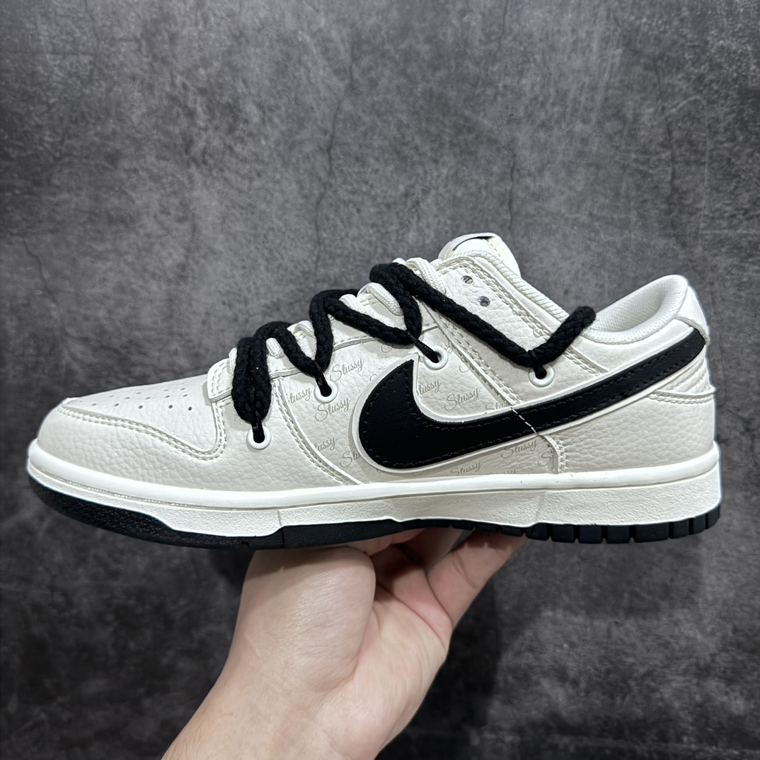 图片[2]-【定制版】Nike SB Dunk Low x Stussy 斯图西印花绑带 FC1688-139nn纯原大厂出品 极力推荐n原装头层材料 独家版型蒸餾加工帶來的是更好的视觉和脚感体验大厂纯原品质出货 清洁度 电绣工艺 皮料切割干净无任何毛边 细节完美   尺码：36-45（半）-莆田鞋批发中心