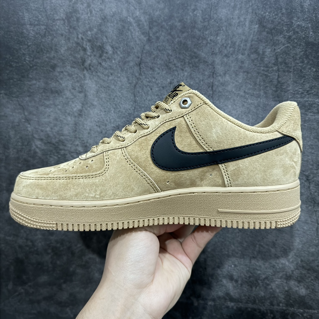 240 NK Air Froce 1 Low 07 PRM Wheat Flax 小麦色空军一号低帮板鞋小麦色黑钩