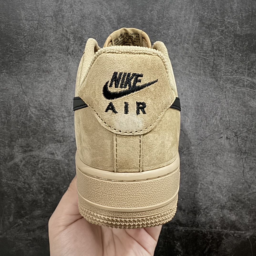 图片[4]-【公司级】NK Air Froce 1 Low 07 PRM Wheat Flax 小麦色空军一号低帮板鞋小麦色黑钩 CW2288-111原装防水麂皮 唯一正确小麦色度 中底拉帮完美 纯正空军版型 可视Sole气垫 公司级工艺水平 官方原盒原配SIZE：36 36.5 37.5 38 38.5 39 40 40.5 41 42 42.5 43 44 44.5 45-莆田鞋批发中心