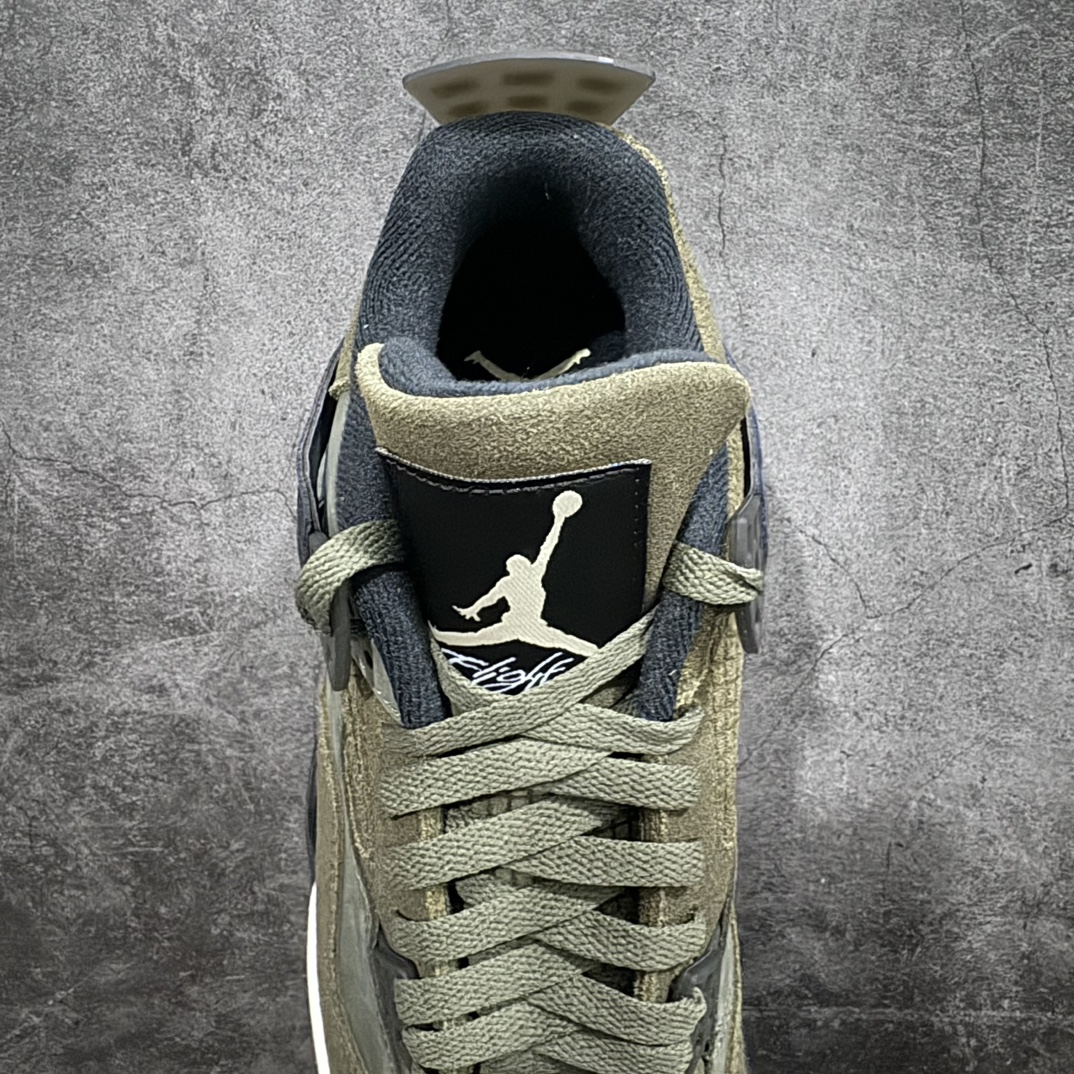 图片[8]-【PK纯原】Air Jordan AJ4 Retro \”Olive Canvas\” 军绿色 FB9927-200 耗时半年巨作 全套原纸板楦头开发 原厂特供皮料加持 确保原汁原味 完美呈现四代版型 一比一鞋头弧度高度鞋身弧度 数据细节工艺流程均保持原鞋一致 原厂TPU网格鞋带扣 正确内里网布 菱角分明不变形无多余毛边 柔软性质感一致于原鞋 原厂织唛标 原厂飞人电绣工艺 尾指中部跳三针 独家绑鞋带手法 印刷中底布 四线拉帮 米色美纹纸贴合固定 进口港宝加持 后跟自然饱满 全鞋荧光划线卡点 追求极致完美 每一双都是工艺品 多重QC质检 超越公司货的品控标准 实实在在的免检产品  尺码：36 36.5 37.5 38 38.5 39 40 40.5 41 42 42.5 43 44 44.5 45 46 47.5-莆田鞋批发中心