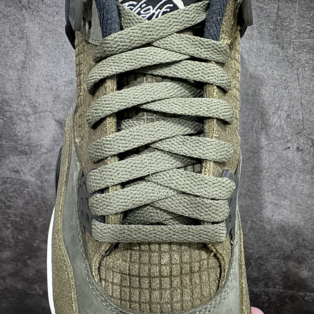 图片[5]-【PK纯原】Air Jordan AJ4 Retro \”Olive Canvas\” 军绿色 FB9927-200 耗时半年巨作 全套原纸板楦头开发 原厂特供皮料加持 确保原汁原味 完美呈现四代版型 一比一鞋头弧度高度鞋身弧度 数据细节工艺流程均保持原鞋一致 原厂TPU网格鞋带扣 正确内里网布 菱角分明不变形无多余毛边 柔软性质感一致于原鞋 原厂织唛标 原厂飞人电绣工艺 尾指中部跳三针 独家绑鞋带手法 印刷中底布 四线拉帮 米色美纹纸贴合固定 进口港宝加持 后跟自然饱满 全鞋荧光划线卡点 追求极致完美 每一双都是工艺品 多重QC质检 超越公司货的品控标准 实实在在的免检产品 尺码：36 36.5 37.5 38 38.5 39 40 40.5 41 42 42.5 43 44 44.5 45 46 47.5-选品中心