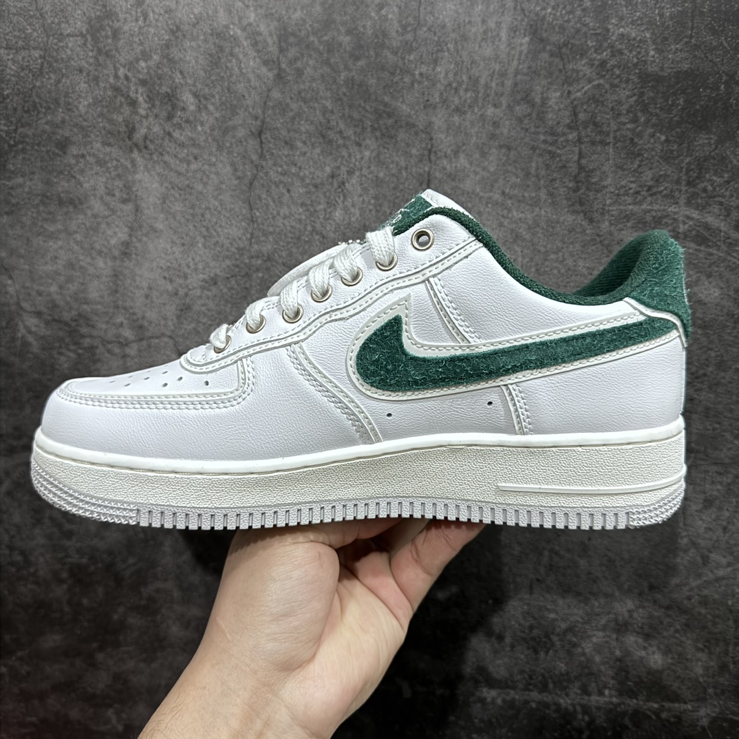 220 Division Street x Nike  Air Force 1′07 Low 空军一号低帮百搭休闲运动板鞋  HF0012-100