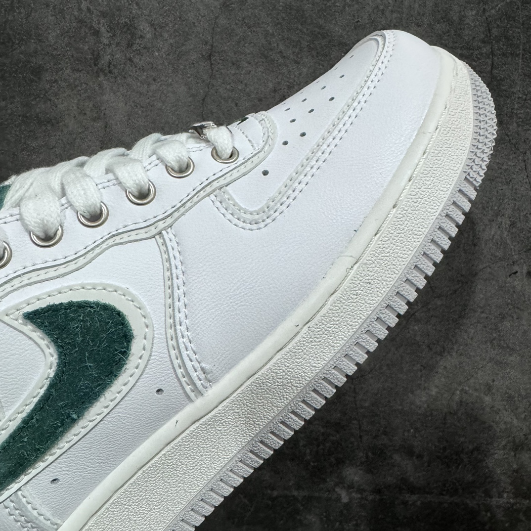 220 Division Street x Nike  Air Force 1′07 Low 空军一号低帮百搭休闲运动板鞋  HF0012-100