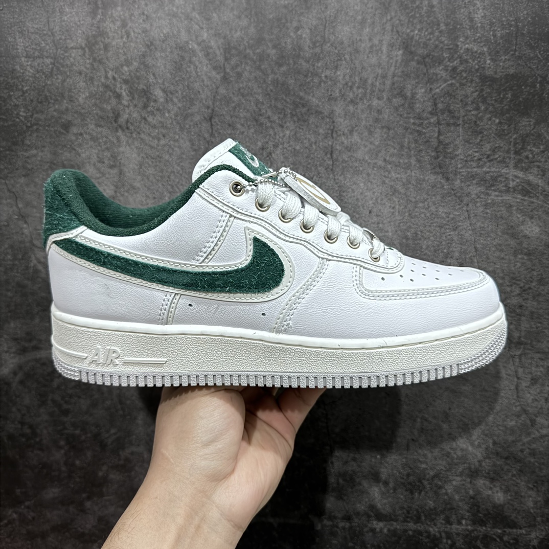 【公司级】Division Street x NK Air Force 1´07 Low空军一号低帮百搭休闲运动板鞋 联名白绿鸭子 HF0012-100n原装级别 原楦头原纸板 打造纯正空军版型专注外贸渠道 全掌内置蜂窝气垫 原盒配件 原厂中底钢印、拉帮完美nn SIZE：36 36.5 37.5 38 38.5 39 40 40.5 41 42 42.5 43 44 44.5 45n-莆田鞋批发中心