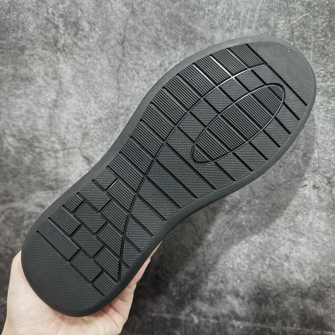 图片[9]-【公司级】ECCO爱步 小红书爆款 新款百搭休闲款 Ecco/爱步男士跑步鞋休闲鞋透气轻质系带轻便运动鞋 ecco爱步是世界四大休闲鞋类品牌之一，总公司设于丹麦。旗下鞋款具有重量轻、材质柔软灵活、穿着舒适的特点。此款ecco 爱步鞋采用拼接工艺，整体高端时尚 简约大气 防滑舒适 尺码：39-44-选品中心