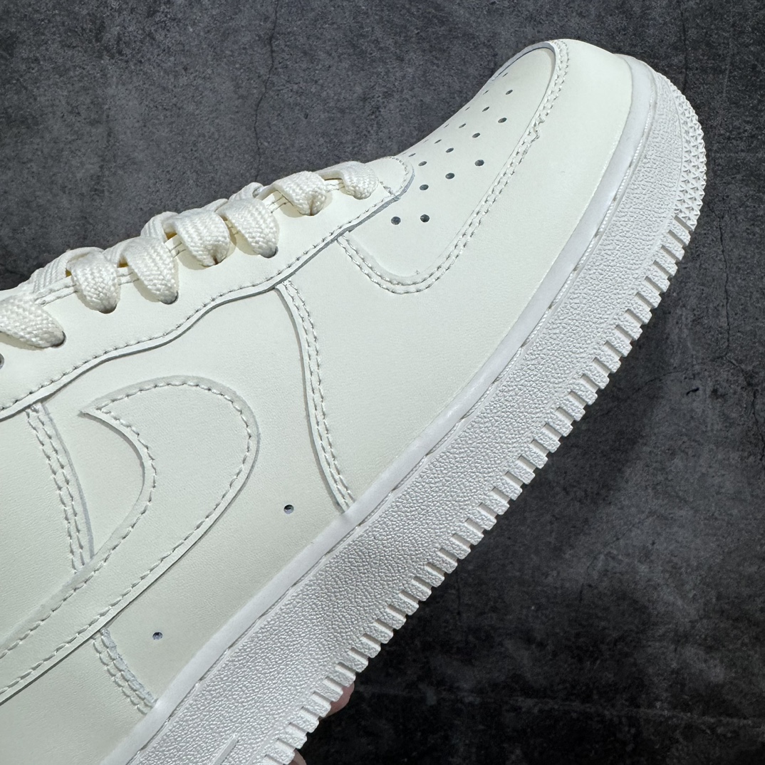 Nike Air Force 1 Low 07 DM0211-101