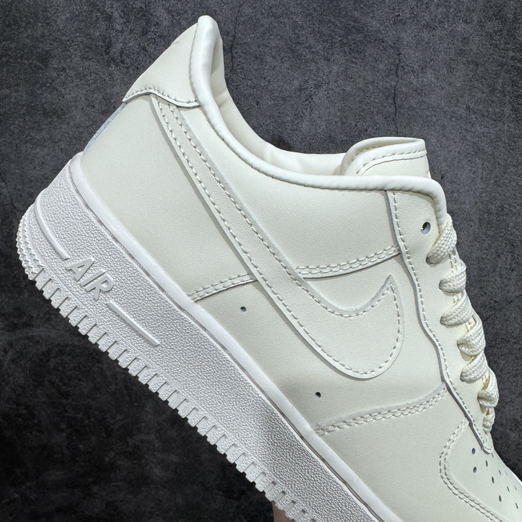 Nike Air Force 1 Low 07 DM0211-101