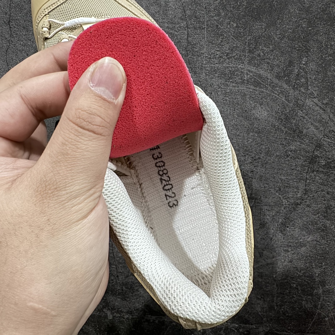 图片[8]-【绿x升级版】Salomon XT-QUEST ADV 萨洛蒙情侣款户外机能鞋 白卡其 全新绿x升级版 品质大改进 ‼️ 全鞋改进为原厂一致材料打造 全新修长鞋型 相对老版臃肿鞋型 此版的版型更正 全新玻璃冲刀 清洁度提升 同步原版左右鞋带孔的间距加大（之前老版间距太小） 网面与鞋头材料校对一致无色差（老版网面有色差） 鞋后跟反口V字定型同步zp（老版臃肿为U字后跟反口） 鞋舌两侧鞋帮脚踝处更加直挺（之前老版往中间踏） 鞋盒黑盒改正为原版牛皮纸鞋盒 鞋头处添加☯️太极标 所有细节多次修改校正 坚持同步原版无差别 毋庸置疑全市场最好的版本💪🏻终端优势供应 尺码：36 36.5 37.5 38 38.5 39 40 40.5 41 42 42.5 43 44 44.5 45 46-选品中心