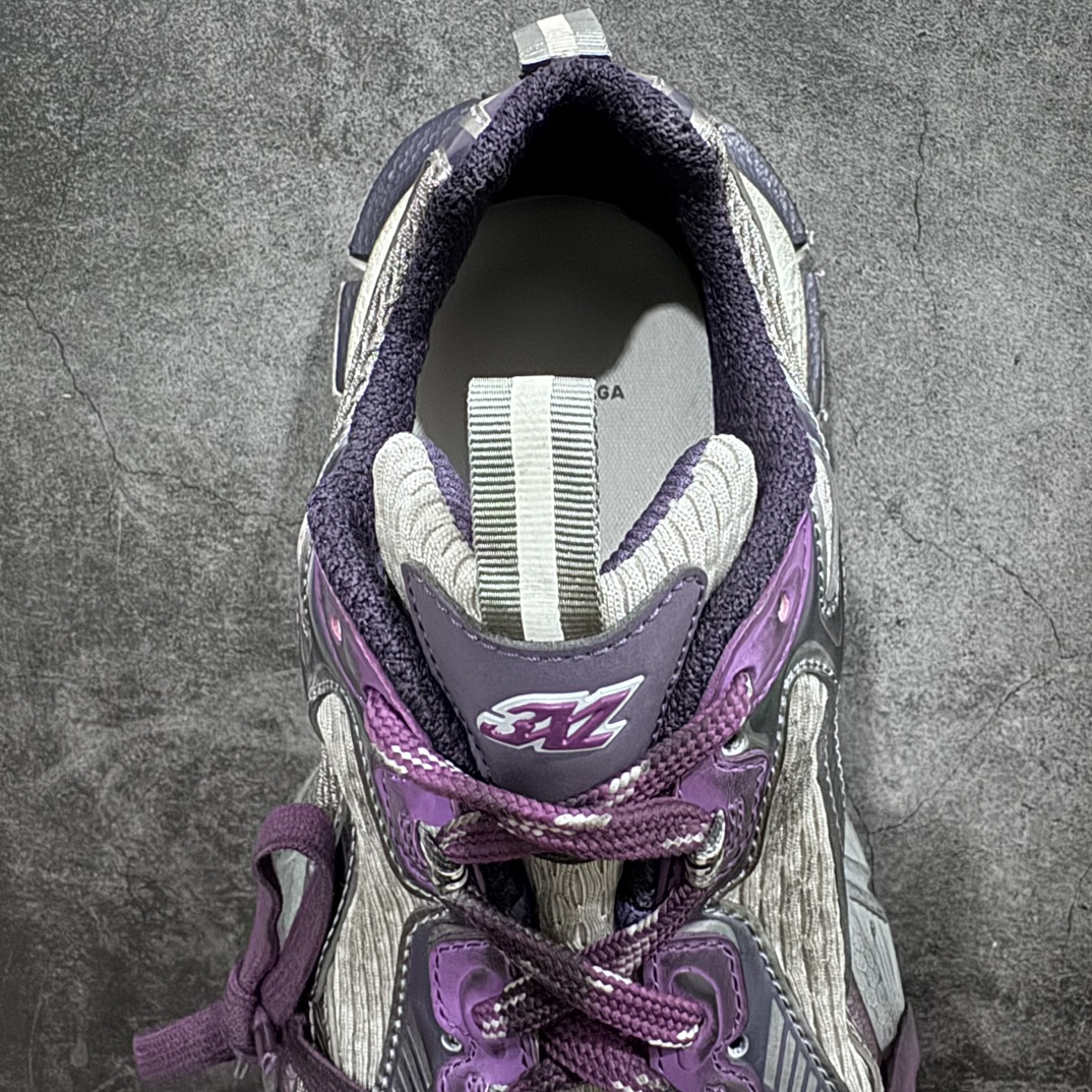 图片[8]-【X版纯原】BALENCIAGA 3XL Sneakers 巴黎世家十代网布系带低帮走秀复古老爹鞋 全新版本 全新顶端品质 全套原纸板楦头开发 最原汁原味的灵魂版型 全鞋荧光划线卡点 胶水把控整洁度追求极致完美 每一双都是工艺品 多重QC质检 超越公司货的品控标准 实实在在的免检产品 原盒原配 正确字体电绣 粗细、位置、大小正确 侧边TPU 透气孔匹配意产原版 正确分离大底 TPU软底 原版一致大底LOGO 立体感十足 原厂皮料水洗做旧 采购原厂网纱 不含皮革 网布材料和聚氨酯 磨损效果 鞋头边缘和后帮 Balenciaga 徽标 鞋面和后跟凸印尺码 鞋舌 3XL 橡胶品牌标识和反光细节 鞋帮拉袢和鞋舌拉祥 配反光细节 备用鞋带在鞋履前侧 可在穿着前取下 便于不同造型搭配 正常尺码 尺码：35 36 37 38 39 40 41 42 43 44 45 46-选品中心