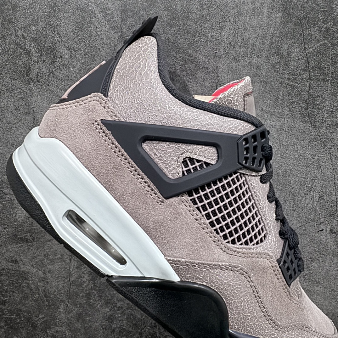 图片[7]-【KW纯原】 Air Jordan AJ4 Retro黑棕摩卡 龟裂纹 DB0732-200nn耗时多个月巨作 重金购买原楦原纸板确保原汁原味 完美呈现四代版型正确鞋头弧度 原装鞋舌织唛标n原厂TPU网格 不打皱 原厂电控针车系统原厂港宝加持 正确后跟弧度 细节随意对比市面任何版本‼️n原厂织唛标 市面唯一采用原装皮料正确网格工艺 全方位一致匹配官方细节全网唯一私模 最大尺码达到48.5码  尺码：40 40.5 41 42 42.5 43 44 44.5 45 45.5 46 47.5 48.5-莆田鞋批发中心